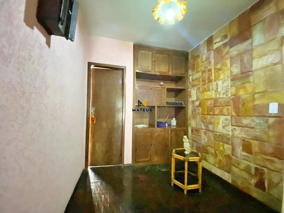 Casa, Caiçaras, 3 Quartos, 3 Vagas, 1 Suíte