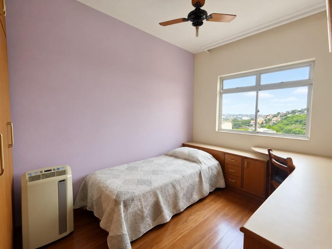 Apartamento, Estoril, 3 Quartos, 2 Vagas, 1 Suíte