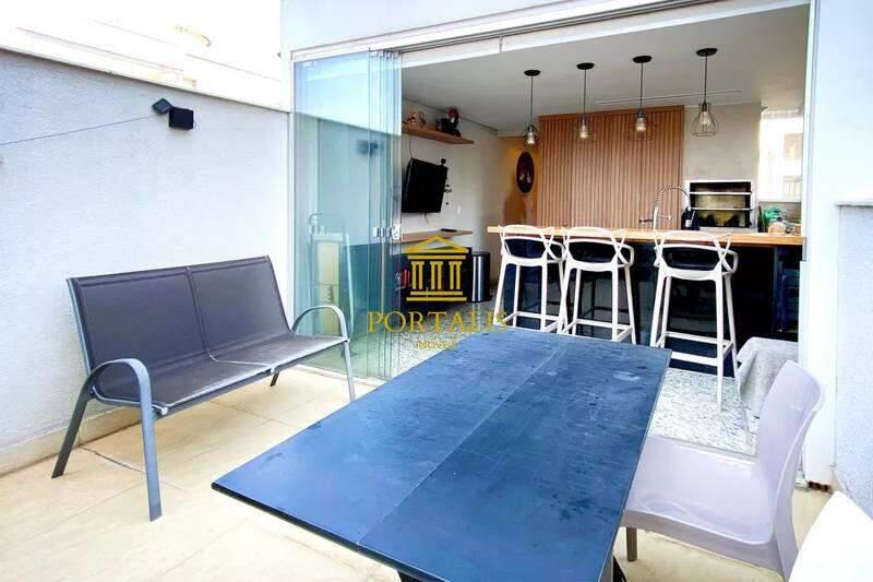 Cobertura, Serra, 3 Quartos, 2 Vagas, 1 Suíte