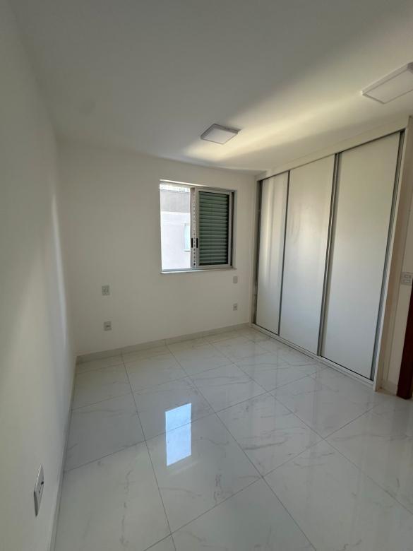 Apartamento, Serra, 2 Quartos, 2 Vagas, 1 Suíte