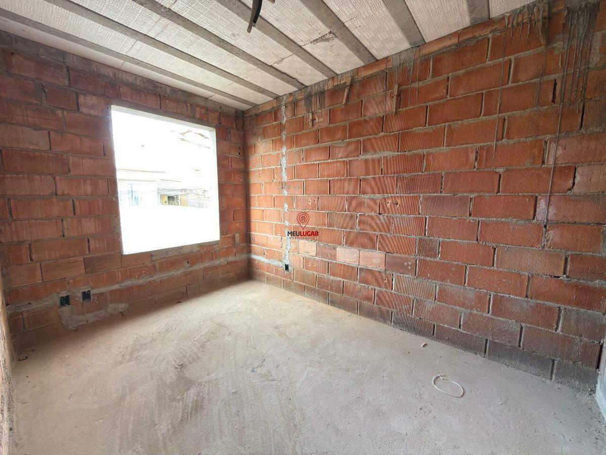 Casa, Novo Horizonte, 3 Quartos, 2 Vagas, 1 Suíte