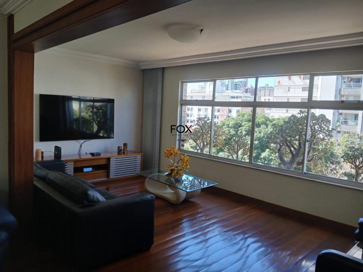Apartamento, Funcionários, 4 Quartos, 3 Vagas, 2 Suítes