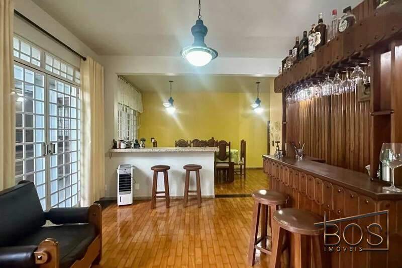 Casa, Serra, 4 Quartos, 4 Vagas, 1 Suíte