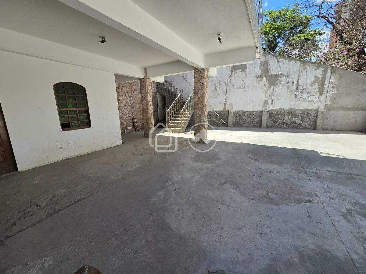 Casa, Buritis, 3 Quartos, 4 Vagas, 2 Suítes