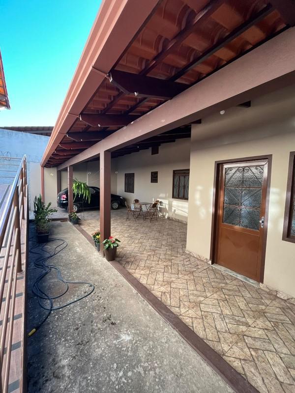 Casa, Niterói, 4 Quartos, 6 Vagas, 1 Suíte