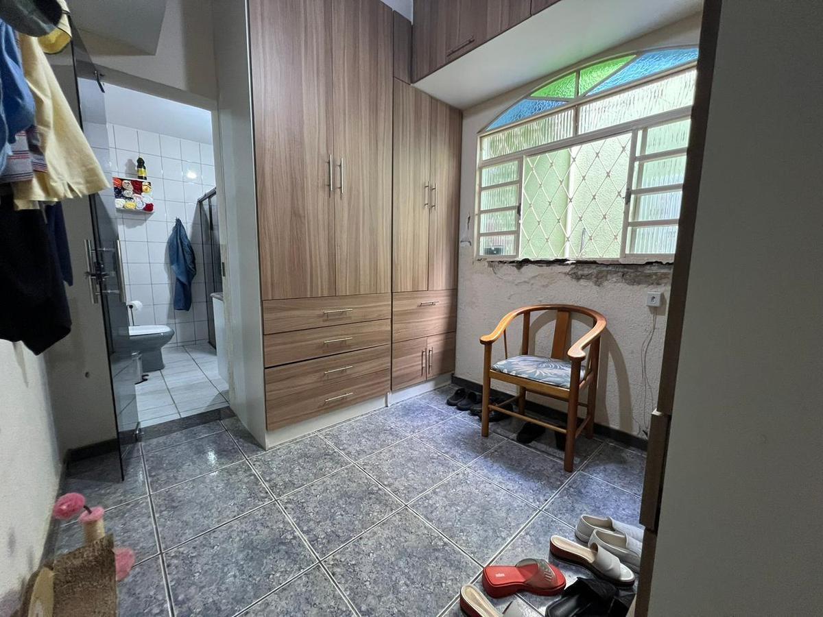 Casa, São Geraldo, 6 Quartos, 2 Vagas, 2 Suítes
