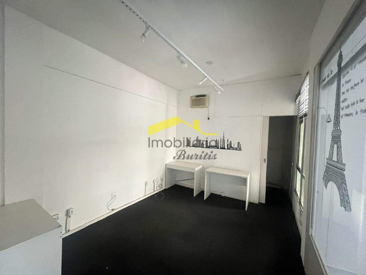 Sala, Santa Lúcia, 1 Vaga