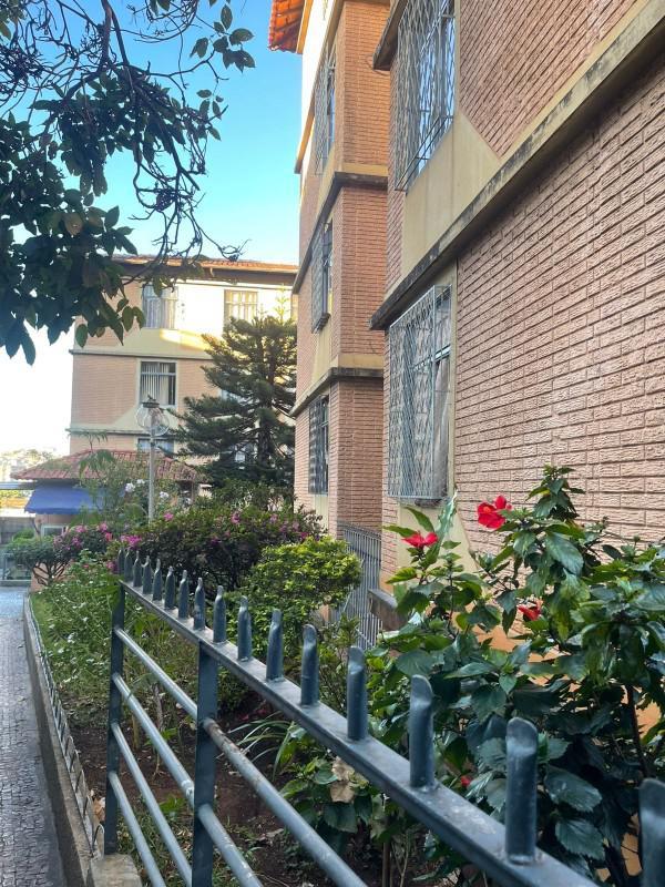 Apartamento, Carlos Prates, 2 Quartos, 1 Vaga