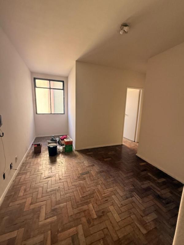 Apartamento, Centro, 2 Quartos, 0 Vaga