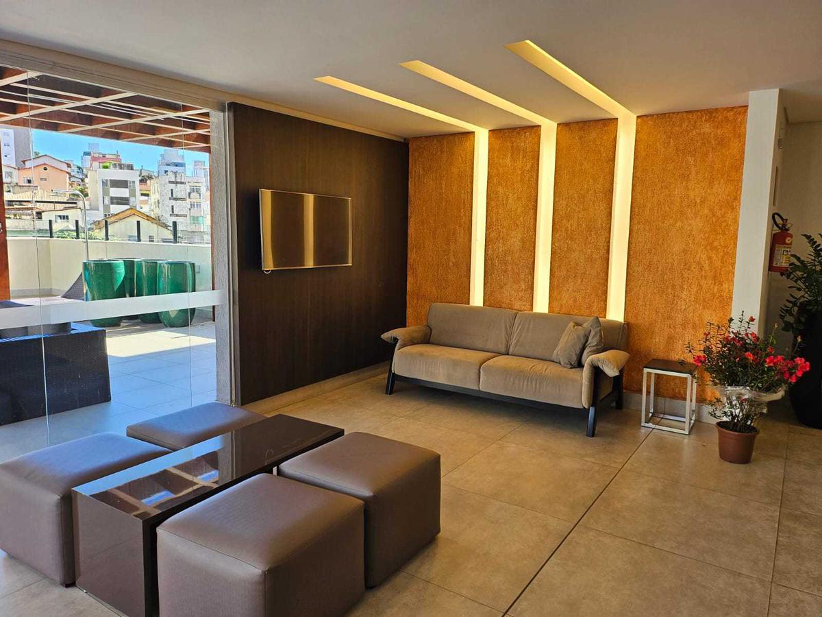 Apartamento, Grajaú, 2 Quartos, 2 Vagas, 1 Suíte
