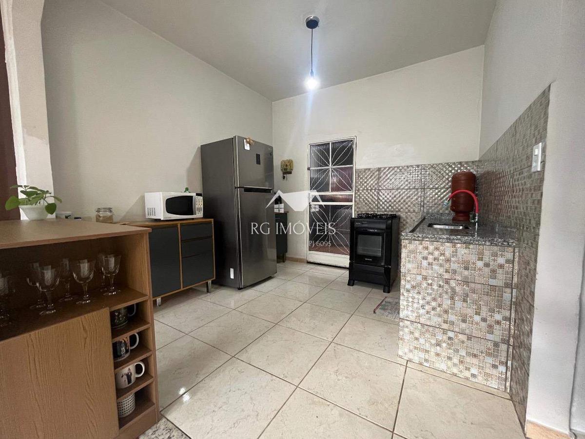 Casa, Santa Helena, 4 Quartos, 2 Vagas, 1 Suíte