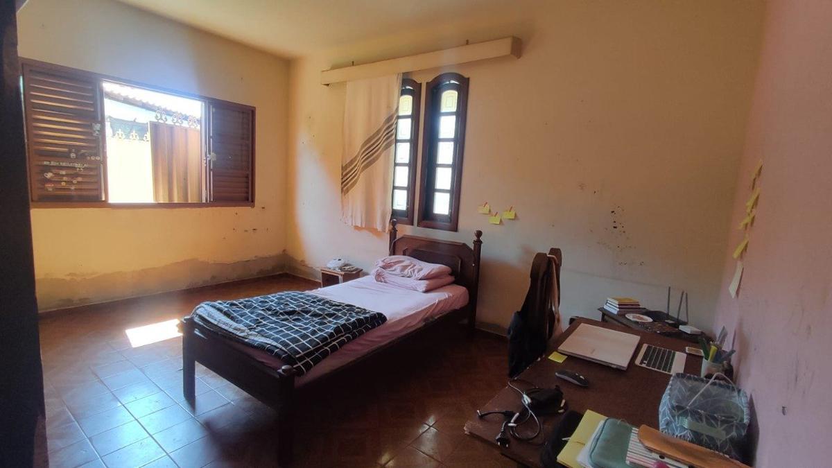 Casa, Centro, 3 Quartos, 8 Vagas, 1 Suíte