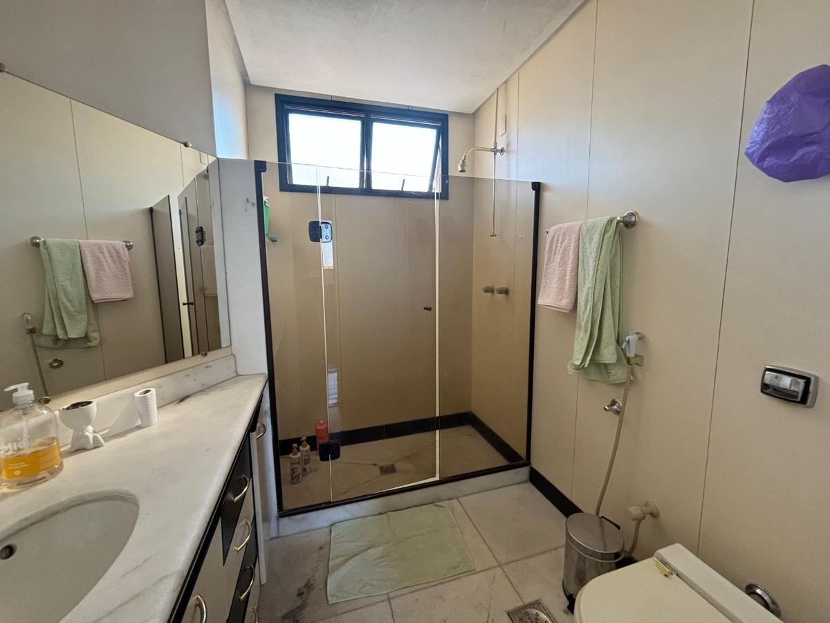 Casa, Caiçaras, 5 Quartos, 4 Vagas, 1 Suíte