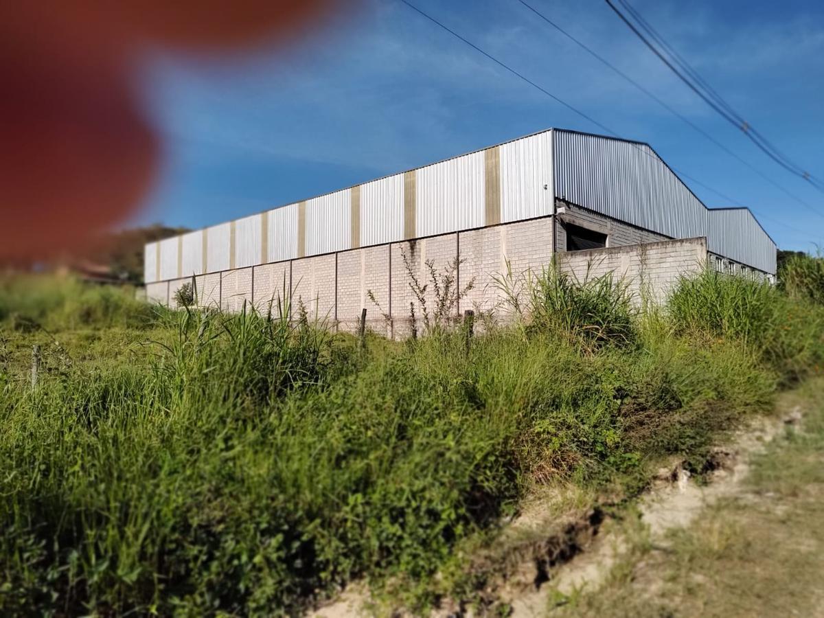 Lote, Vale do Palmital, 0 Quarto, 0 Vaga