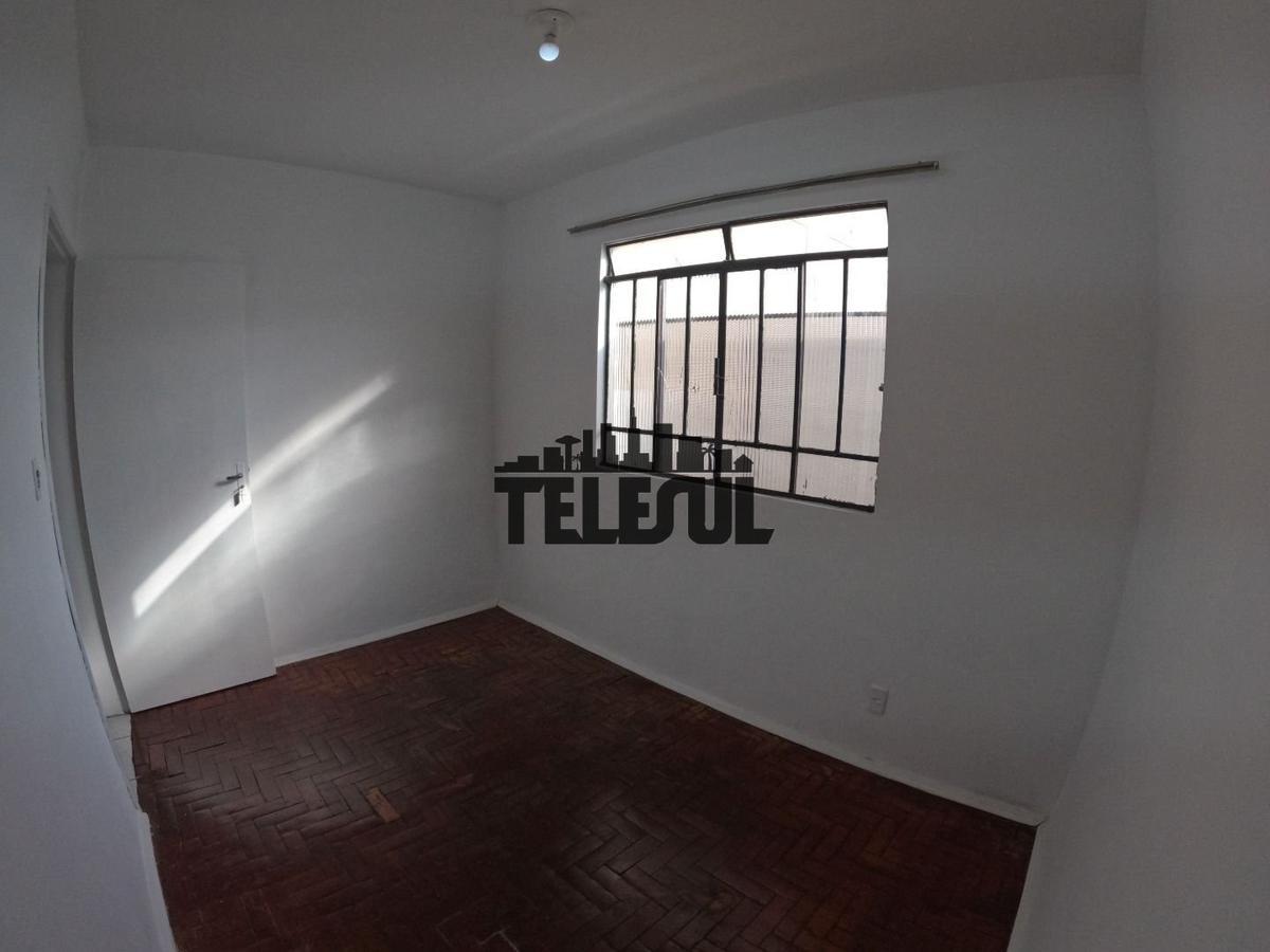 Casa, Centro, 1 Quarto, 0 Vaga