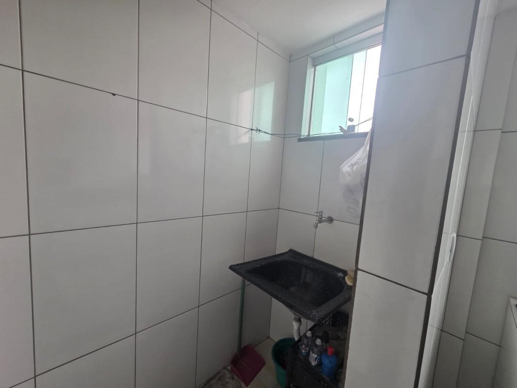 Apartamento, Coqueiros, 3 Quartos, 0 Vaga, 1 Suíte