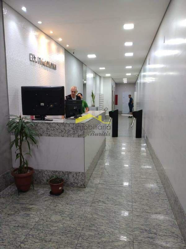 Sala, Centro
