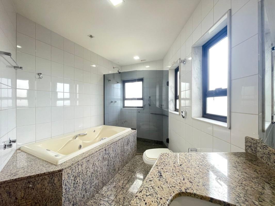 Apartamento, Funcionários, 4 Quartos, 3 Vagas, 2 Suítes