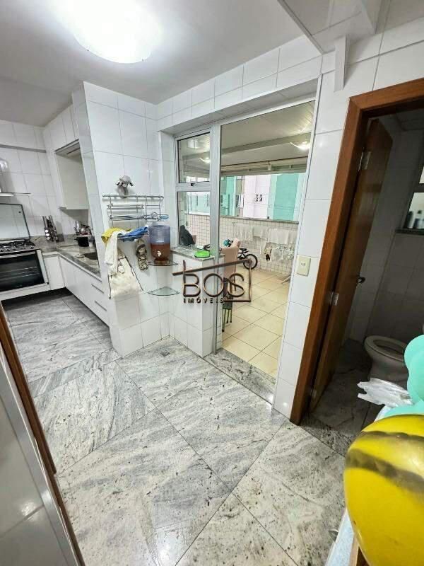 Apartamento, União, 3 Quartos, 5 Vagas, 1 Suíte