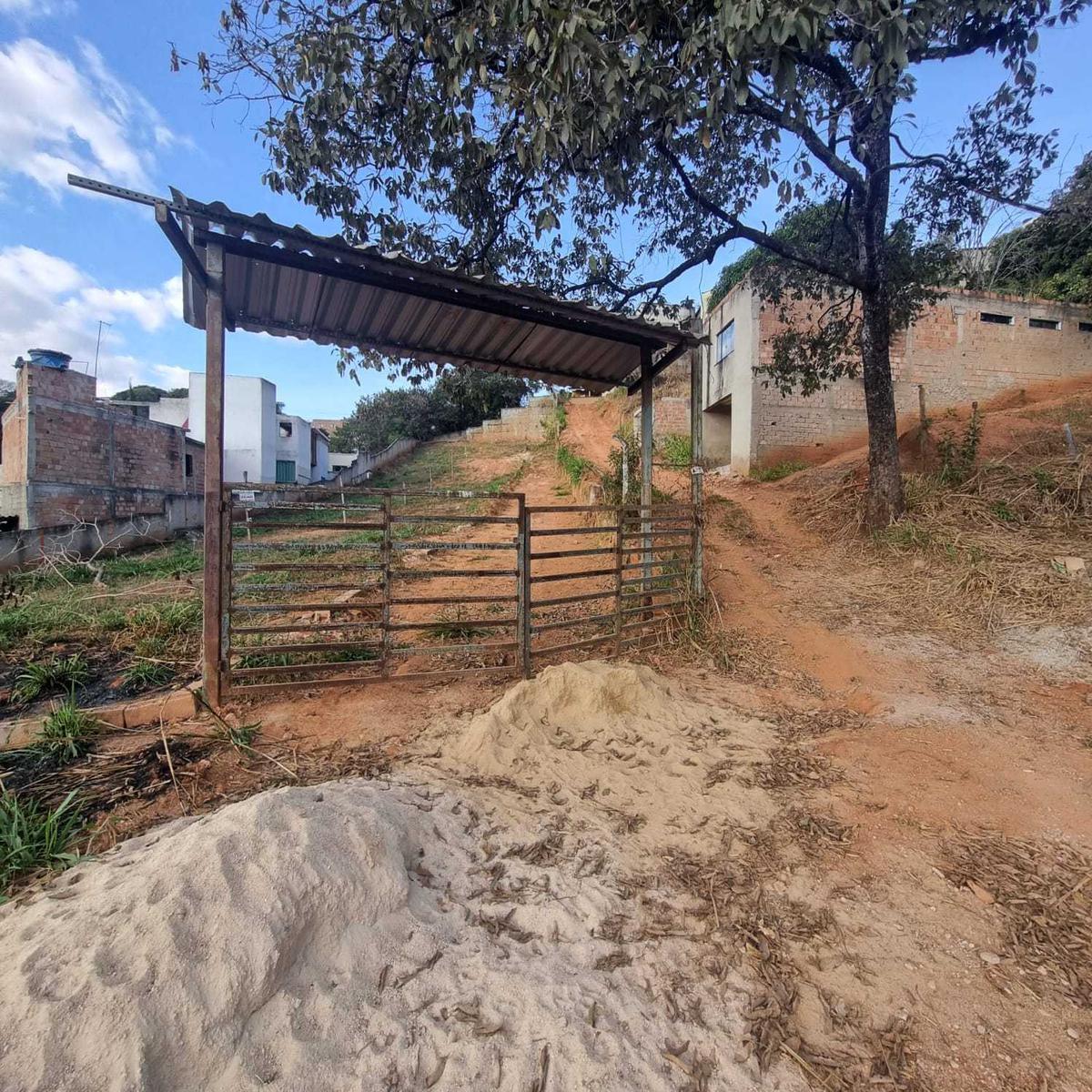 Lote, Colonial, 0 Quarto, 0 Vaga