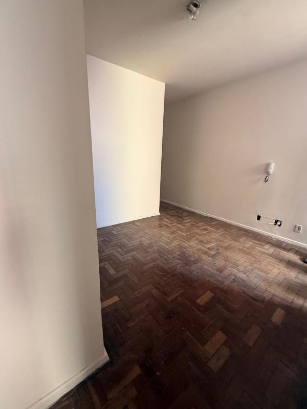 Apartamento, Centro, 2 Quartos, 0 Vaga