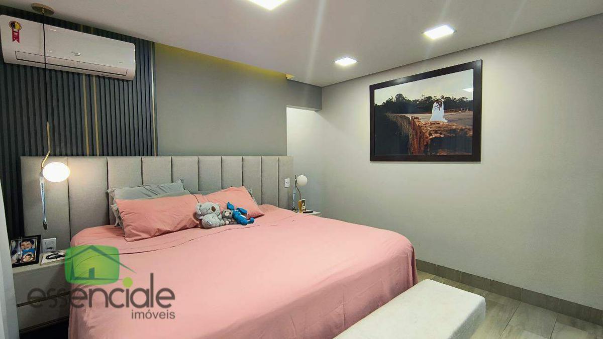 Casa, Europa, 3 Quartos, 4 Vagas, 1 Suíte