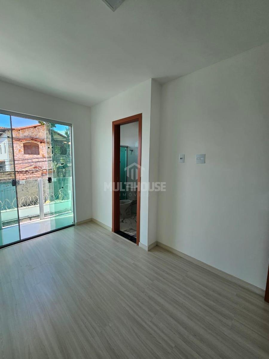 Casa, Jardim Leblon, 2 Quartos, 2 Vagas, 1 Suíte