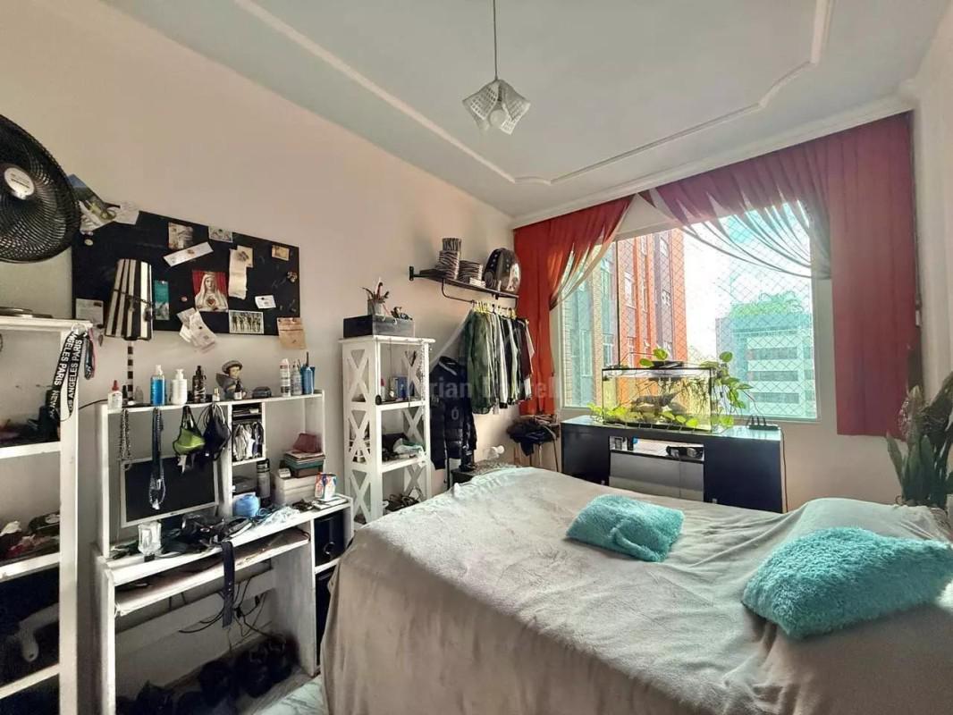 Apartamento, Centro, 2 Quartos, 0 Vaga