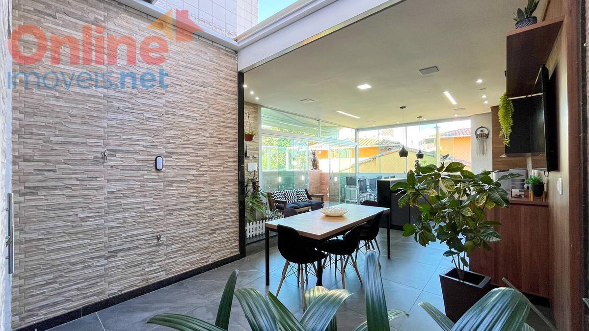 Apartamento, Castelo, 3 Quartos, 0 Vaga, 1 Suíte