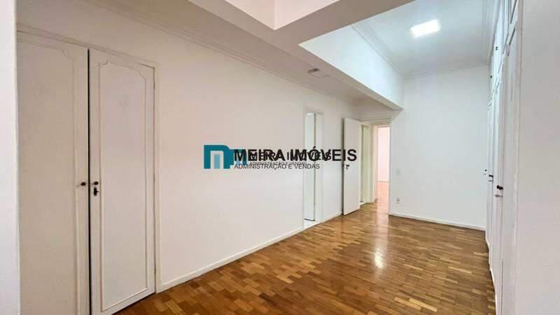 Apartamento, Centro, 4 Quartos, 2 Vagas, 1 Suíte