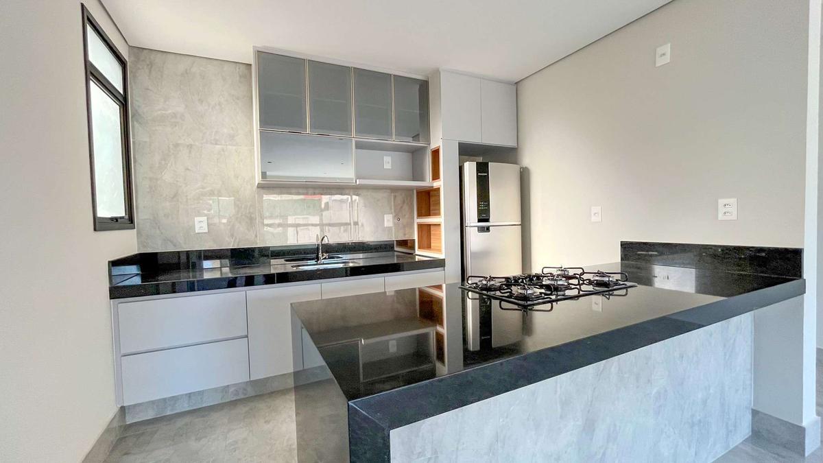 Apartamento, Castelo, 3 Quartos, 2 Vagas, 3 Suítes