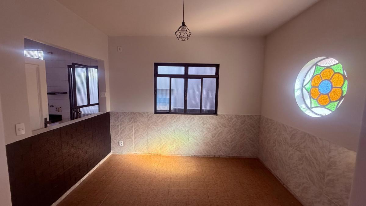 Casa, Santa Mônica, 2 Quartos, 2 Vagas