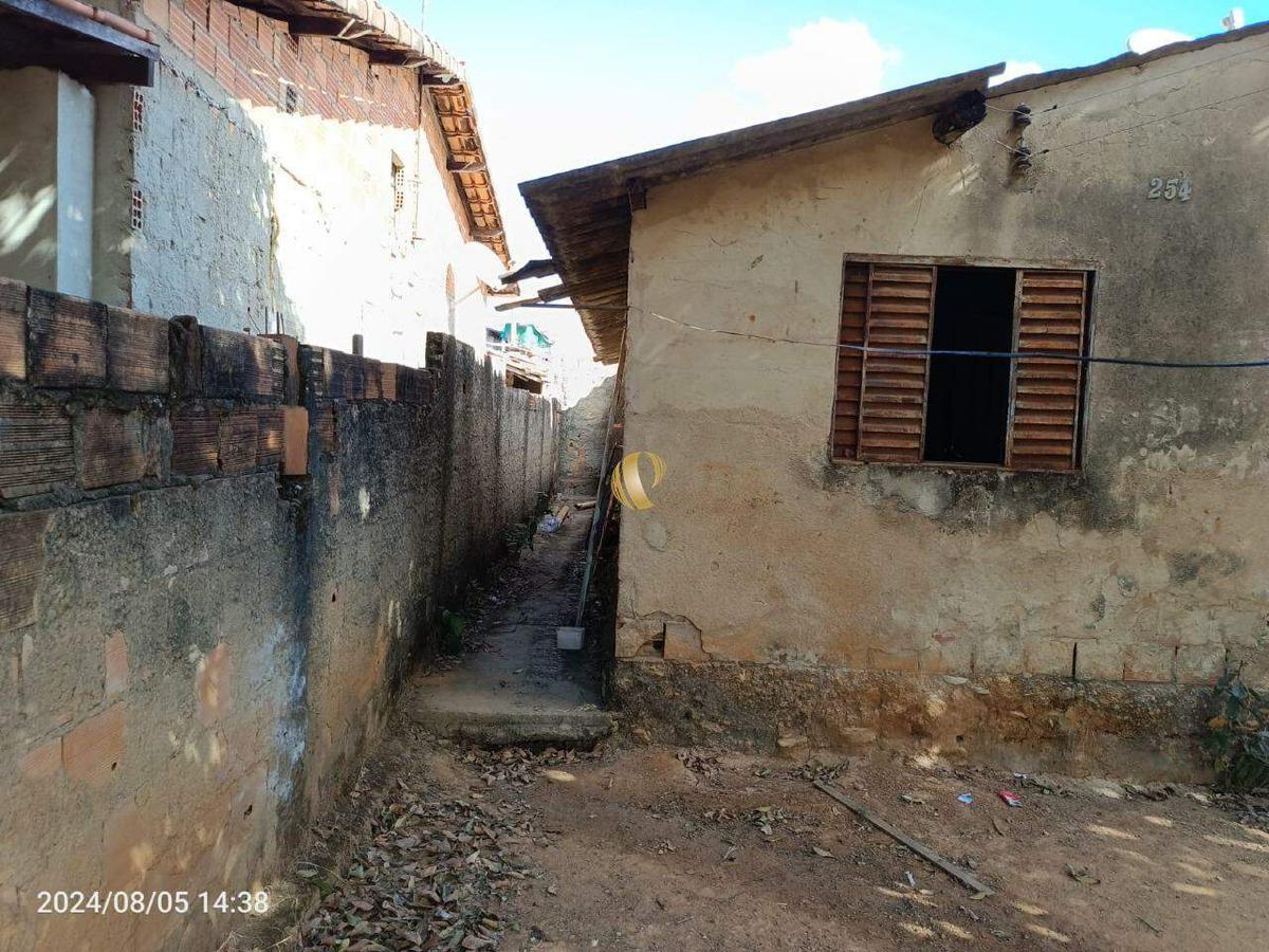 Lote, Manoa, 0 Quarto, 0 Vaga