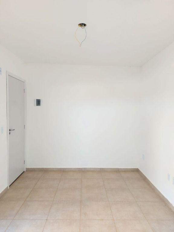 Apartamento, Adelmolândia, 2 Quartos, 1 Vaga