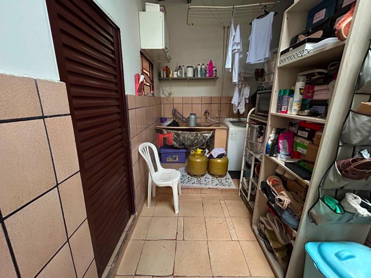 Casa, Caiçaras, 3 Quartos, 1 Vaga, 1 Suíte