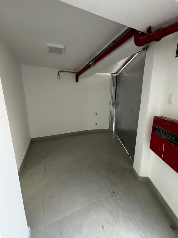 Andar, Funcionários, 0 Quarto, 0 Vaga