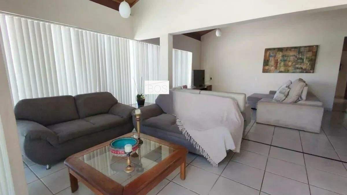 Casa, Belvedere, 7 Quartos, 0 Vaga, 3 Suítes