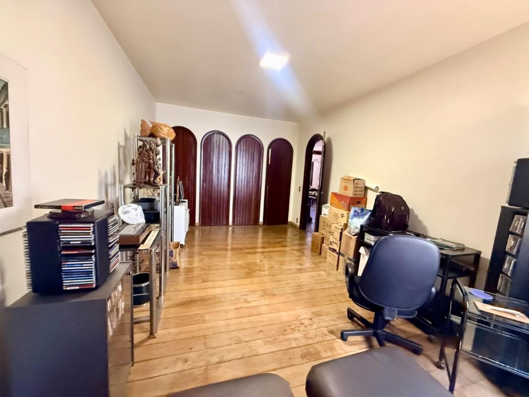 Casa, Santa Lúcia, 4 Quartos, 3 Vagas, 1 Suíte