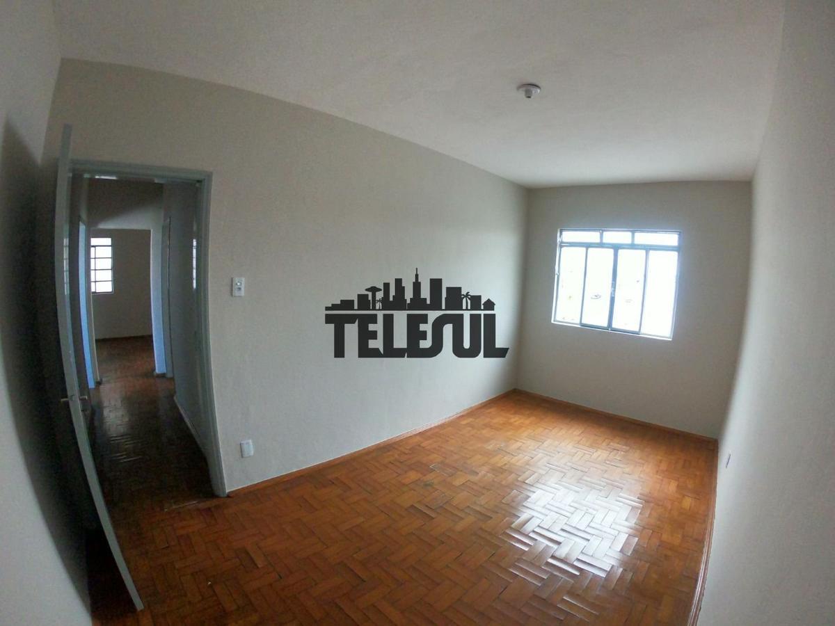 Casa, Centro, 4 Quartos, 2 Vagas