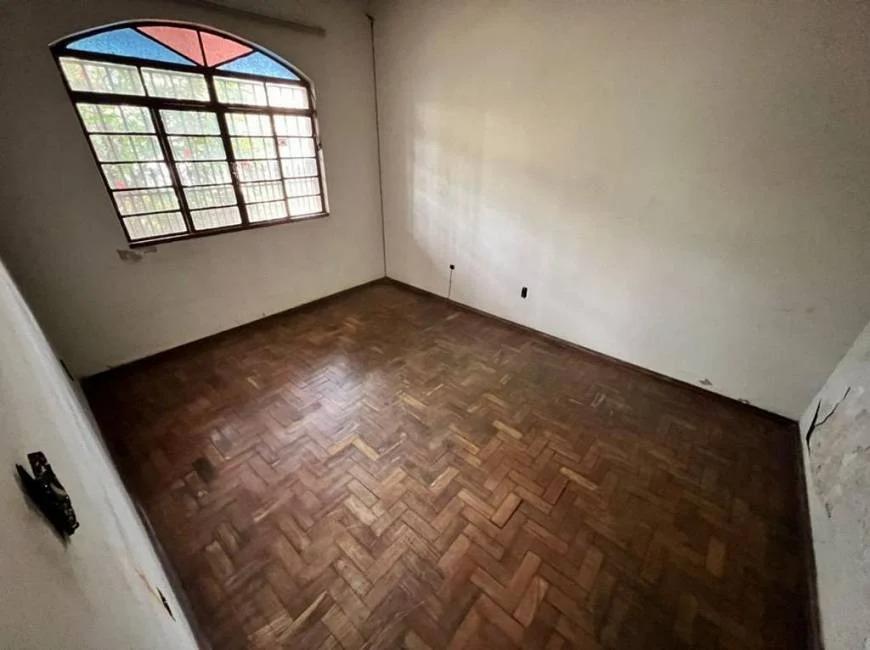 Casa, Castelo, 5 Quartos, 6 Vagas, 2 Suítes