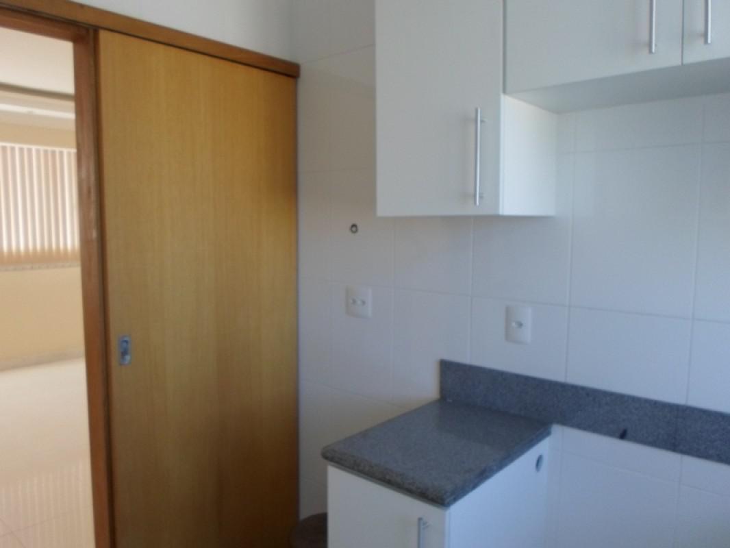 Apartamento, Nova Suíssa, 3 Quartos, 2 Vagas, 1 Suíte
