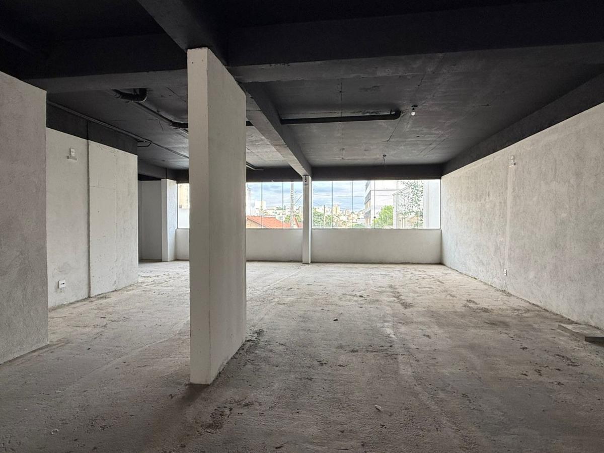 Andar, Sagrada Família, 0 Quarto, 0 Vaga