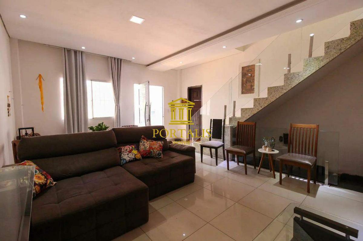 Casa, Sagrada Família, 6 Quartos, 2 Vagas, 5 Suítes