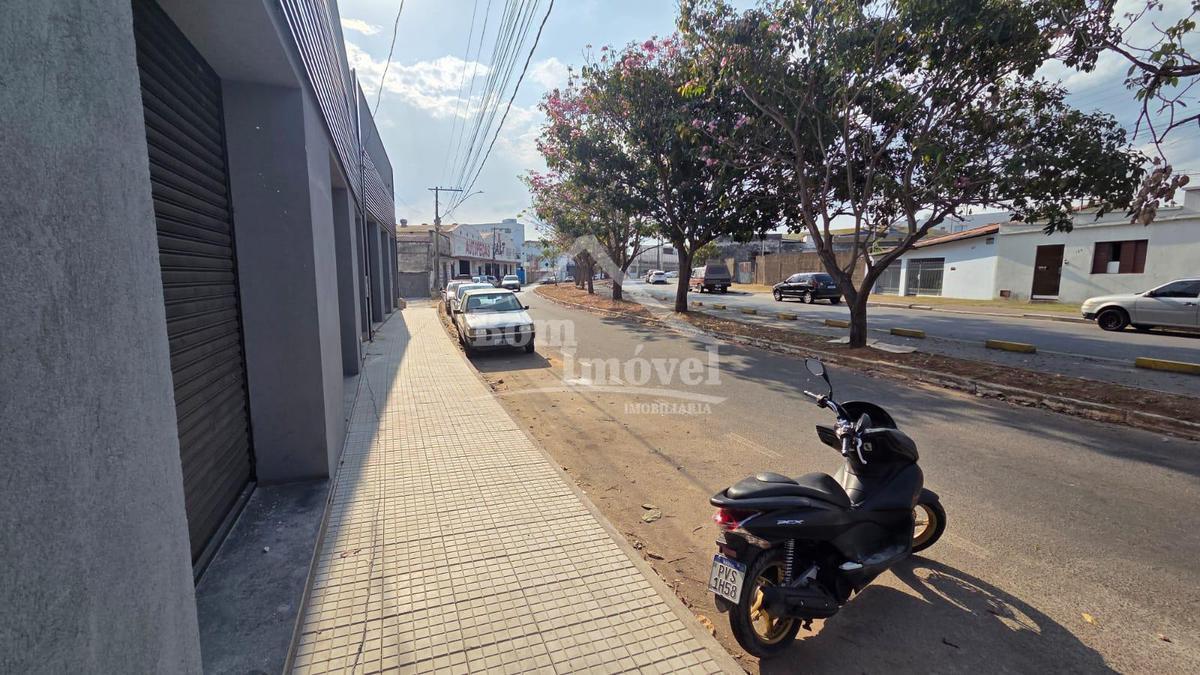 Andar, Centro, 0 Quarto, 0 Vaga