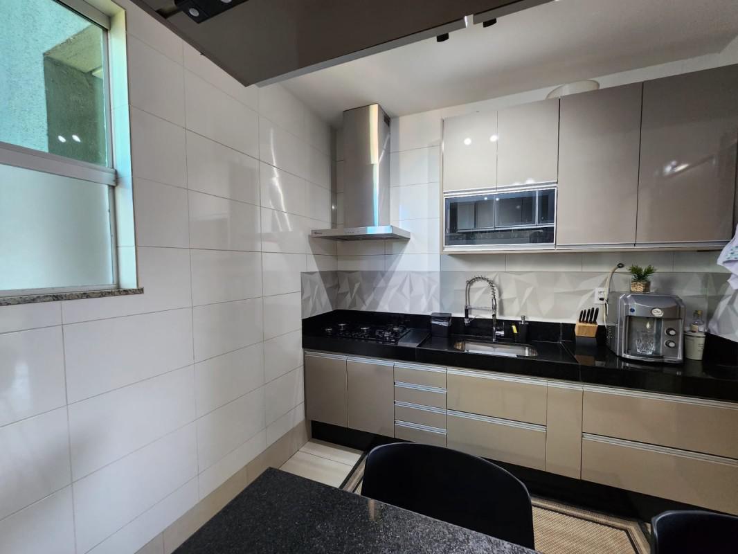 Cobertura, Manacás, 3 Quartos, 2 Vagas, 1 Suíte