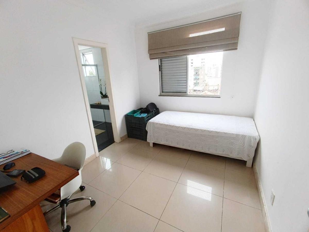 Apartamento, Jaraguá, 4 Quartos, 3 Vagas, 2 Suítes
