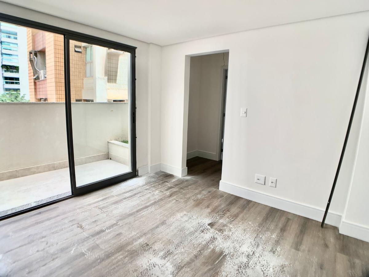 Apartamento, Funcionários, 3 Quartos, 2 Vagas, 2 Suítes