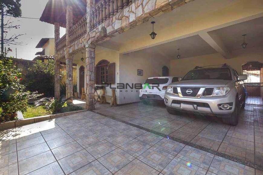 Casa, Água Branca, 3 Quartos, 4 Vagas, 2 Suítes