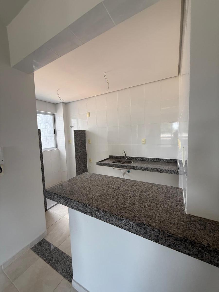 Apartamento, Bom Retiro, 2 Quartos, 1 Vaga, 1 Suíte