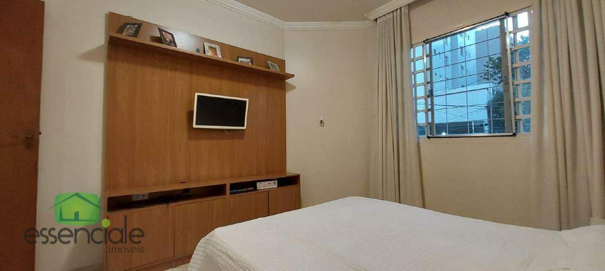 Casa, Santa Cruz Industrial, 3 Quartos, 2 Vagas